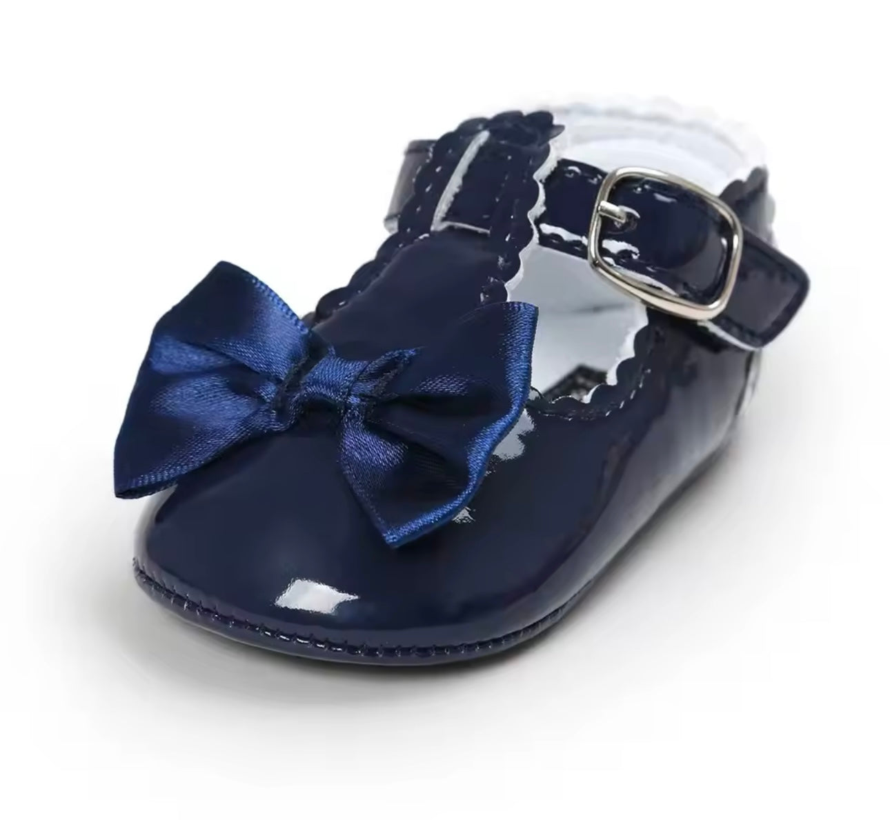 Navy bow shoes
