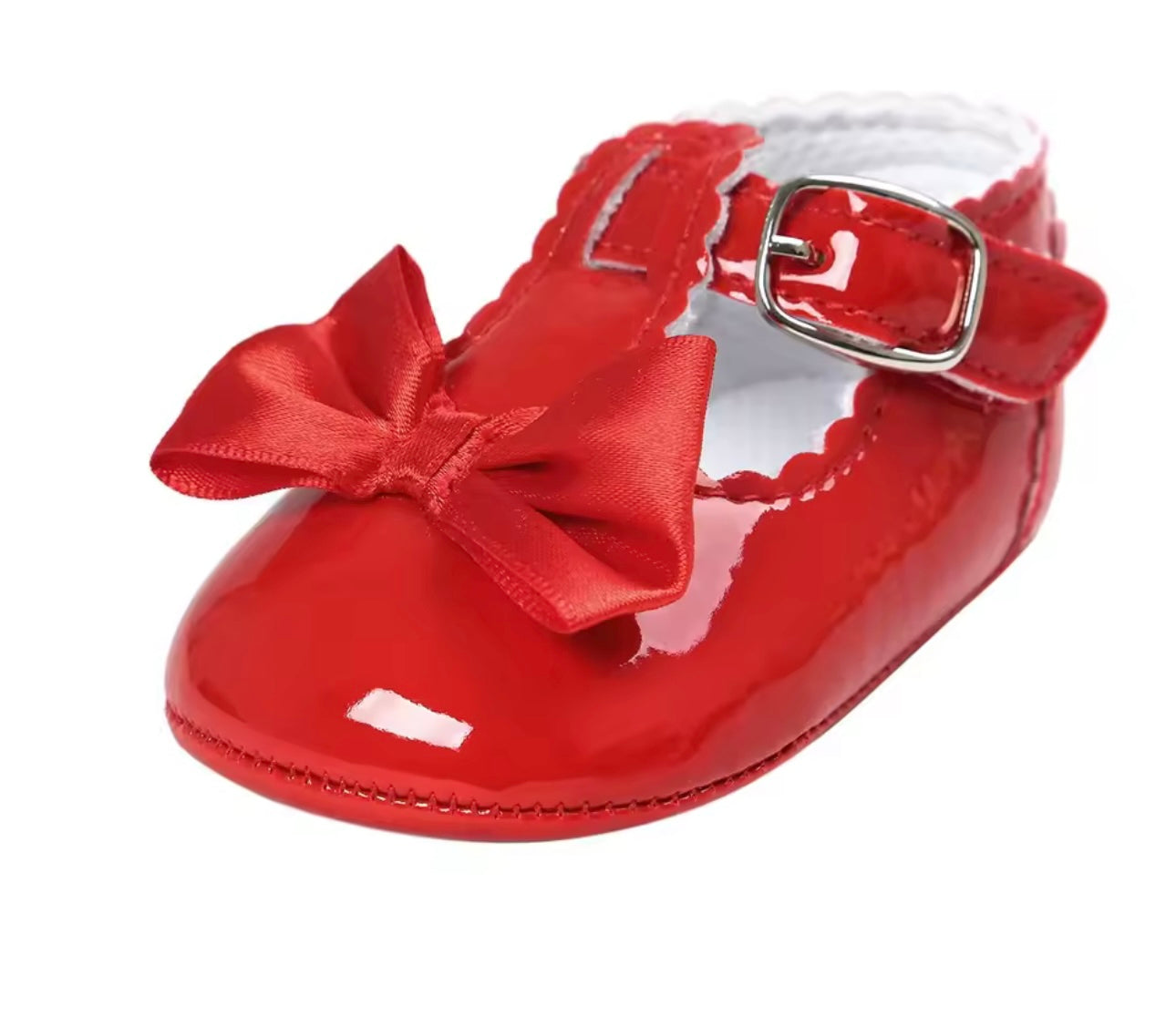 Red bow shoes